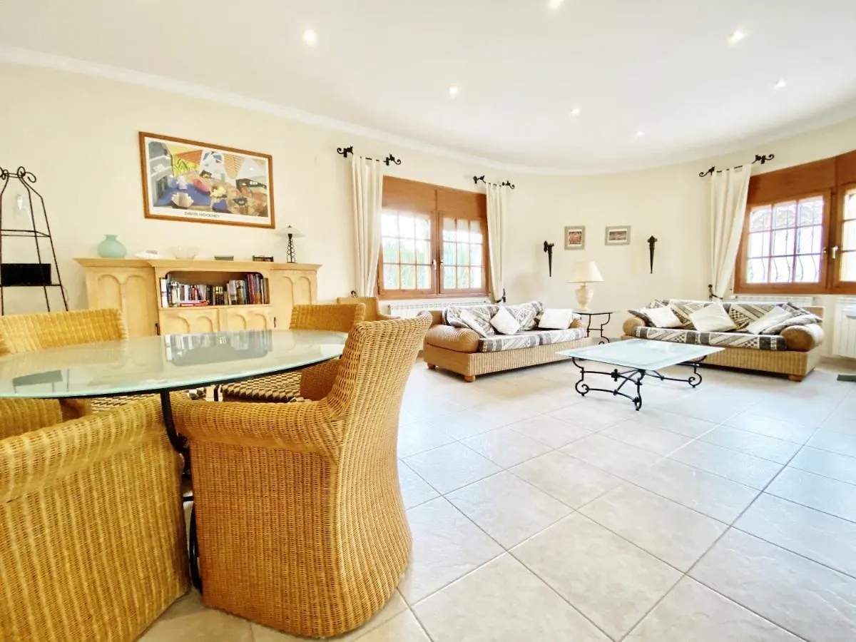Villa Leonore Stunning 2Bedroom Villa With Air-Conditioning & Private Swimming Pool L'Ametlla de Mar